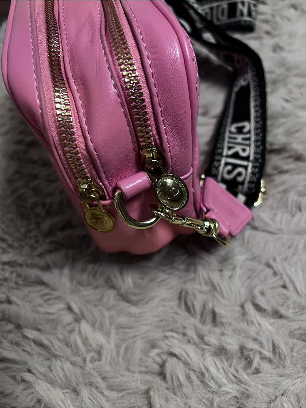 Dior Pink Quilted Leather Camera Bag from the beauty line with Signature Strap - Picture 5 of 11